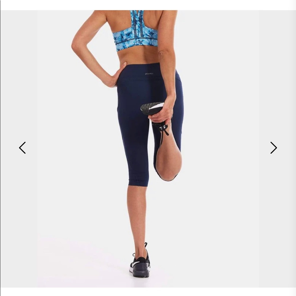 *24hrs only!* NWT Handful Wi-Thi Recycled Poly Crop Legging M